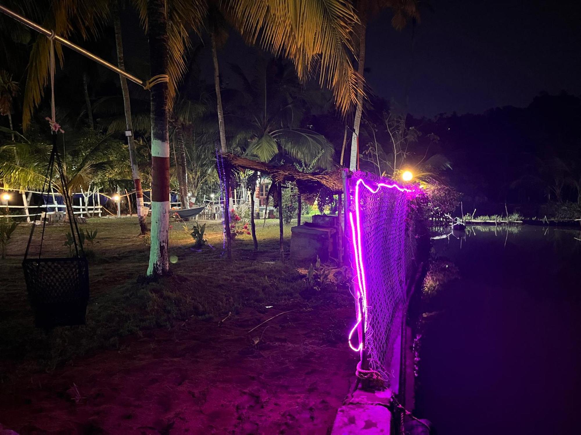 Lake Homes Varkala Zewnętrze zdjęcie